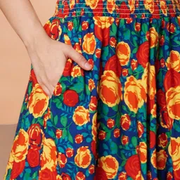 ZWERLON Women Floral Printed Relaxed Flared Wrinkle Free Trousers image 3