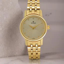 Titan Women Gold-Toned Analogue Watch 2593YM01-picture-18