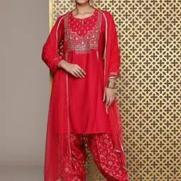 House of Pataudi Ethnic Motifs Embroidered Sequinned Jashn Kurta with Patiala & Dupatta image 5