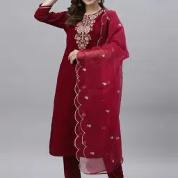 Satrani Red Embroidered Kurta Pant Set With Dupatta-picture-10