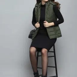 Monte Carlo Women's Olive Solid Detachable Hood Sleeveless Jacket image 5