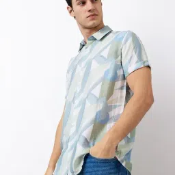 Spykar Men Green Slim Fit Printed Half Sleeve Casual Shirt image 3