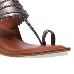 Eridani Women's Nargis Gun Metal Toe Ring Sandals image 5