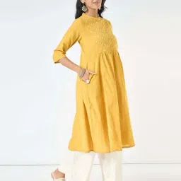 Rangmanch By Pantaloons Yellow Regular Fit Embroidered Kurta image 3