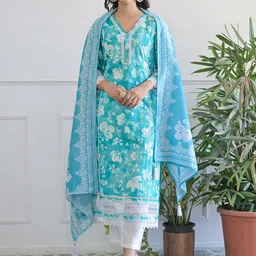 Anouk Floral Printed V-Neck Cotton Silk Kurta With Trousers & Dupatta image 2