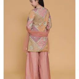 Piccolo Organza Woven Three Fourth Sleeves Floral Patch Detailed & Gotal Lace Embellished Kurti Palazzo With Dupatta Set - Pink image 3