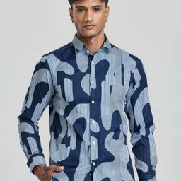 Snitch Men Smart Spread Collar Abstract Printed Slim Fit Casual Shirt image 1