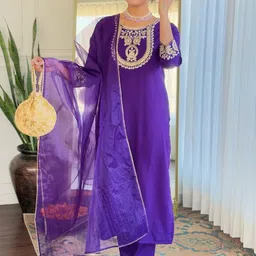 URMIR FASHION Women Ethnic Motifs Embroidered Regular Kurta with Trousers & With Dupatta-picture-41