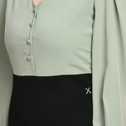 Exude Green & Black Plain Shift Dress image 5