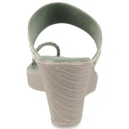 Walkway Women's Green Toe Ring Wedges image 5