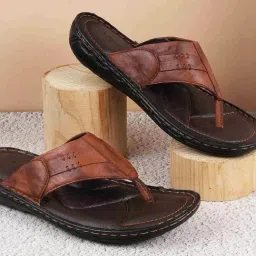 Mochi Men's Tan Thong Sandals-picture-23