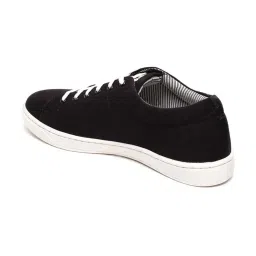 Fila Men's EZIOTA Black Casual Sneakers image 5