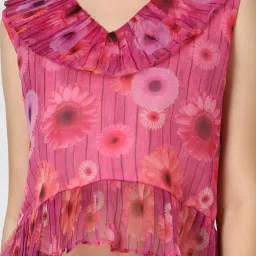 Prettify Pink Floral Print Crop Top image 5
