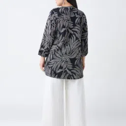 Diza by Westside Black Bandhani Leaf Design Tunic image 2