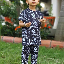 YK Kids Geometric Printed T-shirt With Trousers-picture-50