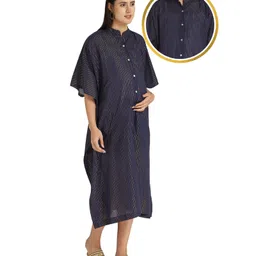 Zelena Three Fourth Sleeves Striped Maternity Dress - Blue-picture-27