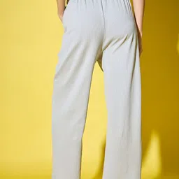 BUY NEW TREND Women Relaxed High-Rise Easy Wash Cargos Trousers image 3