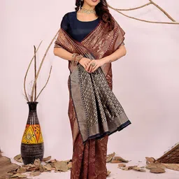 KALINI Ethnic Motifs Woven Design Zari Kanjeevaram Saree image 4