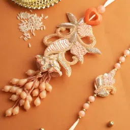 Aapno Rajasthan Peach Blossom Beaded Bhaiya Bhabhi Rakhi-image-9