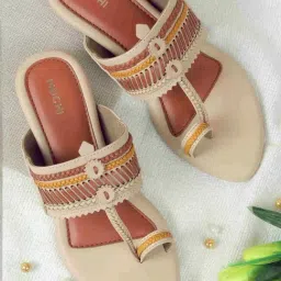 Mochi Women's Beige Toe Ring Sandals-picture-10