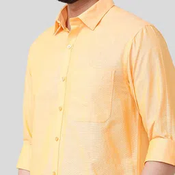 UATHAYAM Men Slim Fit Casual Shirt image 4