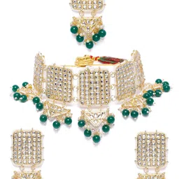 Zaveri Pearls Gold Toned & Green Traditional Kundan Studded Jewellery Set-picture-35