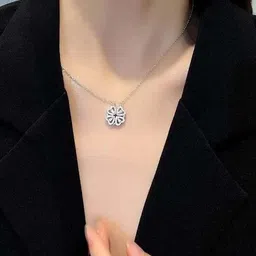 DressBerry Silver-Plated Cubic Zirconia Studded Love Heart & Four Leaf Magnetic Necklace image 2