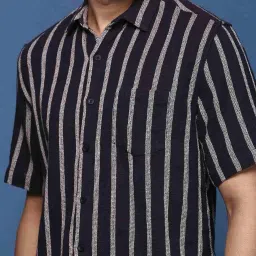 showoffff Showoff Navy Cotton Slim Fit Striped Shirt image 5