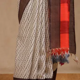 Soch Beige Other Printed Saree With Unstitched Blouse image 5