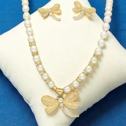 Sri Jagdamba Pearls White Gleaming Tiara Pearl Necklace & Earring Set-picture-26