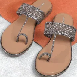 Mochi Women's Grey Toe Ring Sandals-image-73