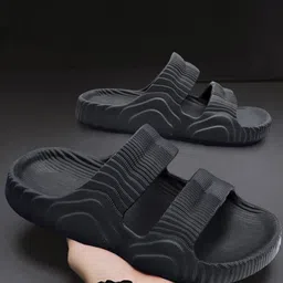 Feel alive Men Set Of 3 Ultra-Comfortable Lightweight Flip Flops image 5