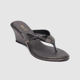 Inc 5 Women Solid Wedge Sandals with Bow Detail & Glittery Effect-picture-49
