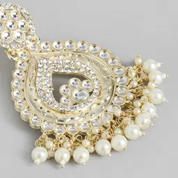 Peora Cream-Coloured Gold-Plated Kundan Studded & Beaded Jadau Jewellery Set image 5