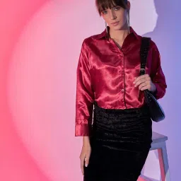 BUYNEWTREND Red & Beige Boxy Fit Shirt (Pack Of 2) image 5