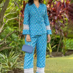 ZNKL Women Printed V-Neck Co Ord-image-8