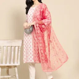 Saadgi Pink Embroidered Dupatta-image-74