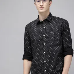 Arrow Pure Cotton Manhattan Slim Fit Geometric Printed Casual Shirt-picture-27