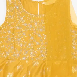 Akkriti by Pantaloons Girls Lemon Zest Embroidery Suit Set image 3