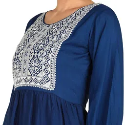 Glomee Women Embroidered Round Neck Top image 2