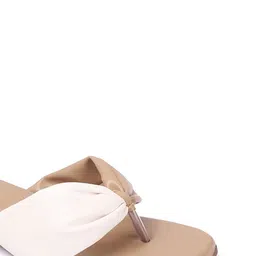 DIVASTRI Women Colourblocked Square Toe Open Toe Flats image 2