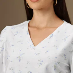 Chemistry Floral Printed Cuffed Sleeves Top image 4
