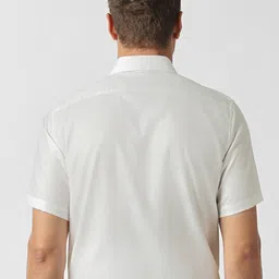 Van Heusen Regular Fit Textured Pure Cotton Formal Shirt image 2