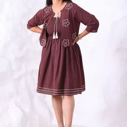 DEEBACO Fit & Flare Midi Dress With Embroidered Shrug-picture-29