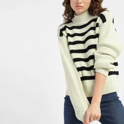 levi's Women's Striped High Neck Sweater image 2