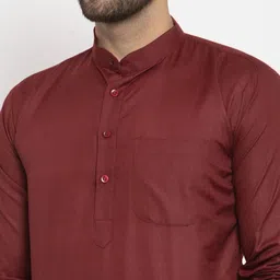 Attigo Men Solid Thread Work Knee Length Kurta image 2