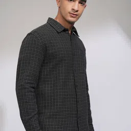 HIGHLANDER Men Spread Collar Grid Tattersall Checked Cotton Casual Shirt image 4