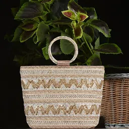 PLANX Embroidered Potli Clutch-picture-12