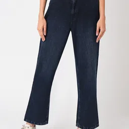 Kraus Jeans Women Straight Fit High-Rise Light Fade Jeans-picture-13