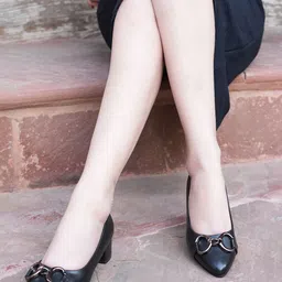 Rubeezz Ethnic Block Pumps with Tassels image 4